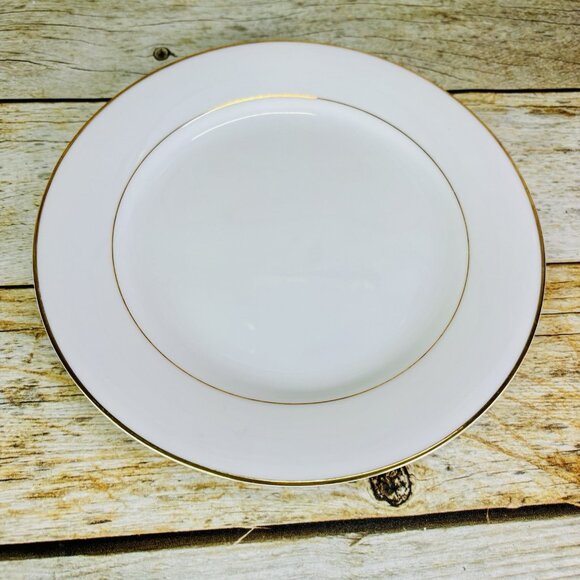 Vintage Noritake DAWN White Gold Verge Japan Porcelain Lunch  Vintage Noritake DAWN White Gold Verge Japan Porcelain Lunch Salad Plates Set 4 main image 1